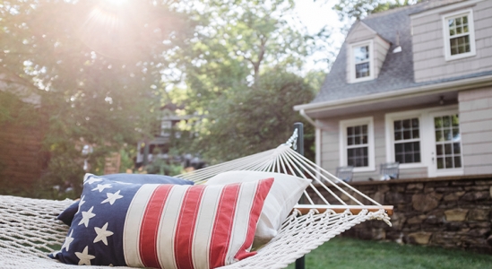 the-majority-of-americans-still-view-homeownership-as-the-american-dream-KCM-549×300-1